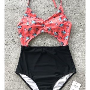 Cupshe cutout floral one piece, S, NWT